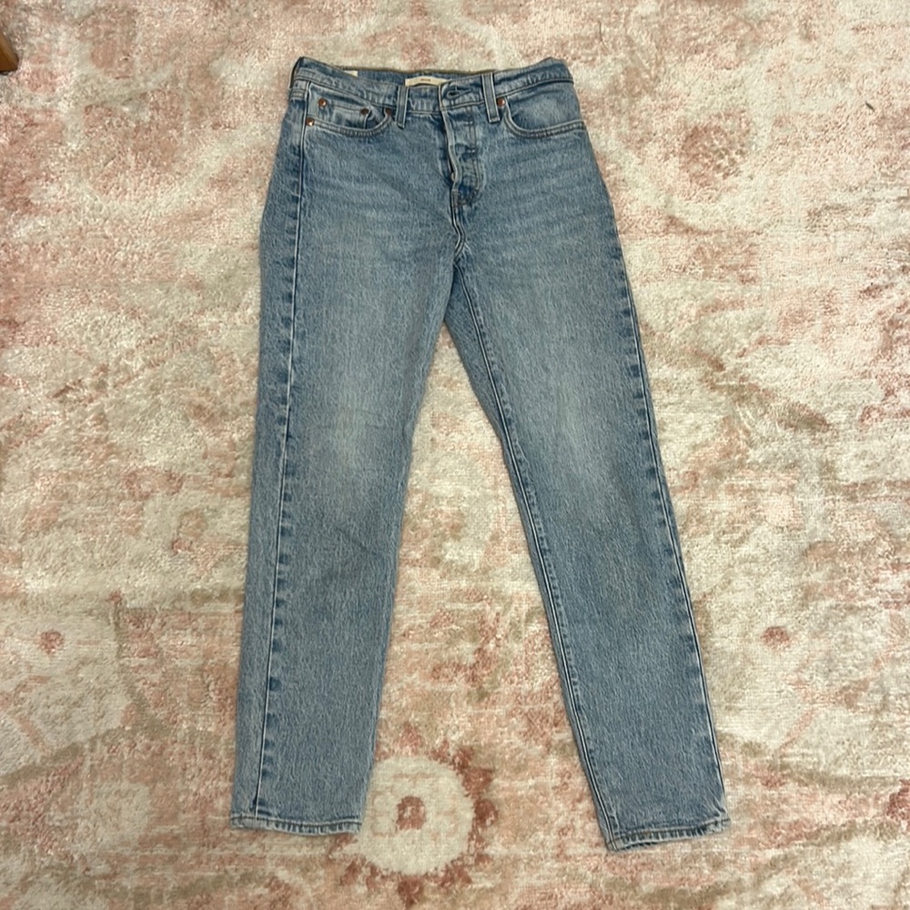 Levi wedgie jeans